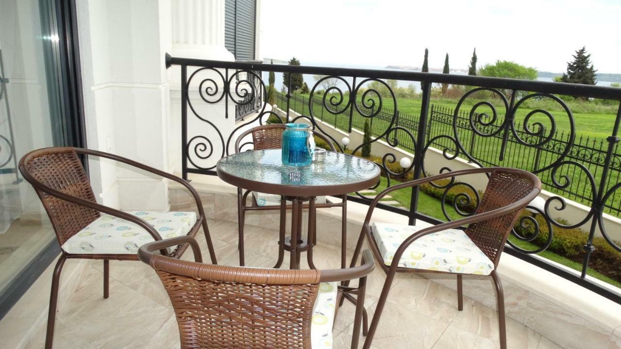 Apartament July'S Island Deluxe Czernomorec Zewnętrze zdjęcie